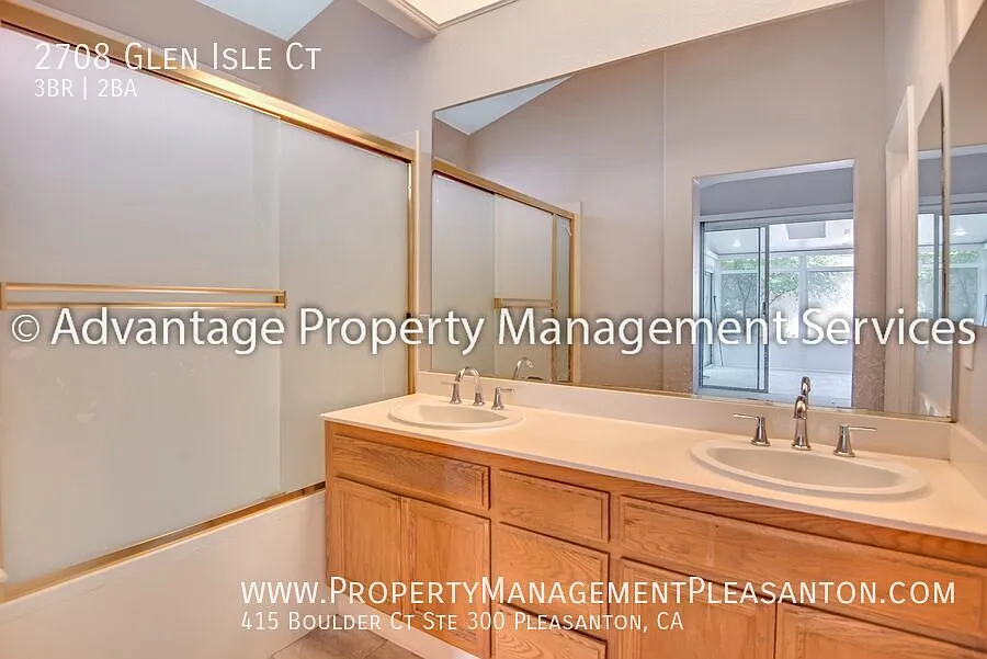3 bedroom, 2.5 bathroom, 1,293 sq. ft. single-story — Photo 4