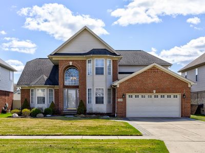 423 Cedar St, Wyandotte, MI, 48192