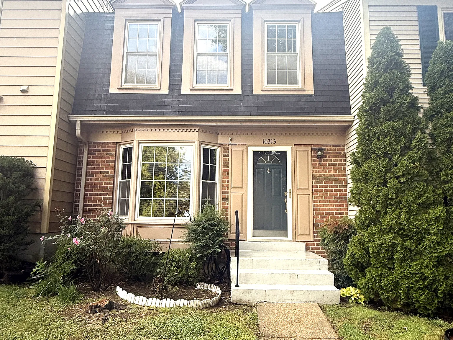 3 bed, 2.5 bath, 1616 sqft, $2,950 — Photo 2