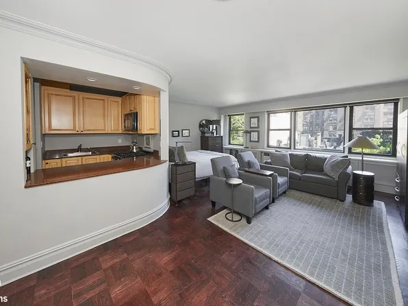 345 E 52nd St APT 7A, Manhattan, NY 10022