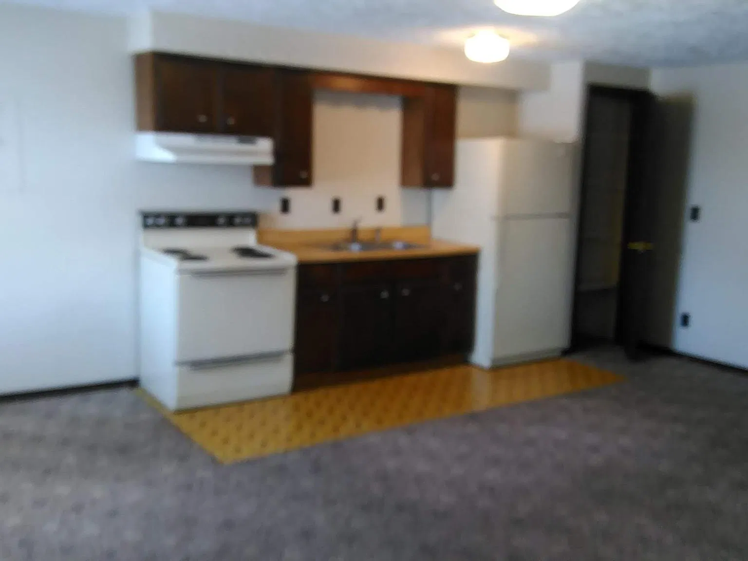 203 Stanley Ave — Photo 2