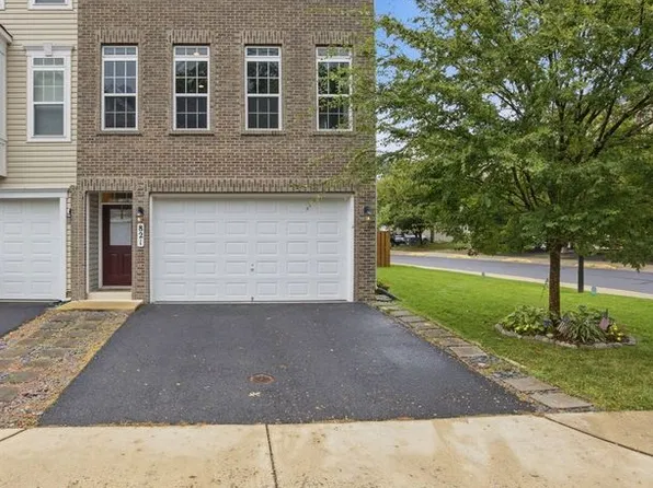 821 Savile Row Ter, Purcellville, VA 20132