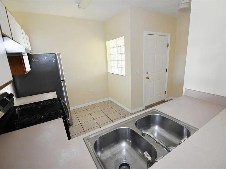 9612 Seadale Ct #201 — Photo 9