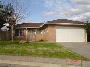 1205 Adanac Way, Madera, CA 93638