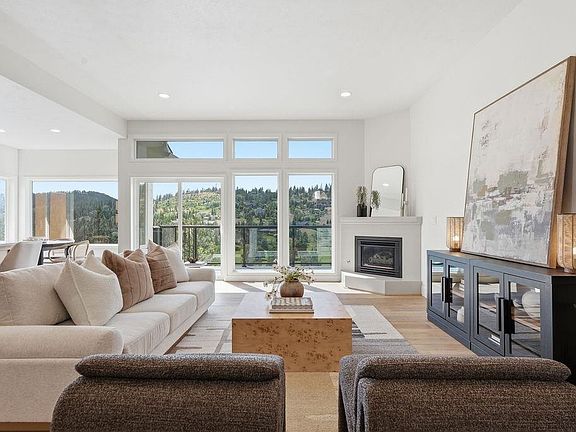 4th image of 12102 S Troon Ln