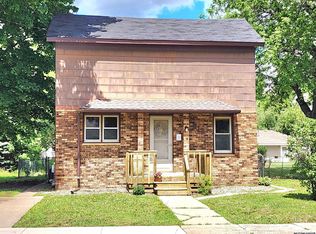 212 24th St SW, Mason City, IA 50401