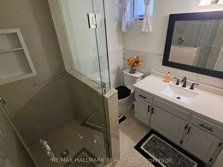110 Milton St #LOWER LEVEL — Photo 13