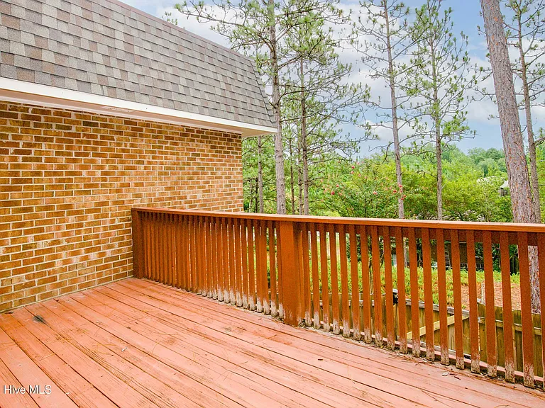 131 Racquet Ln — Photo 82