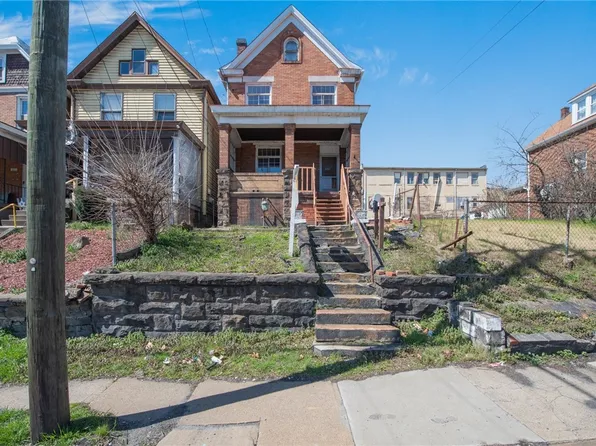 835 Meldon Ave, Donora, PA 15033