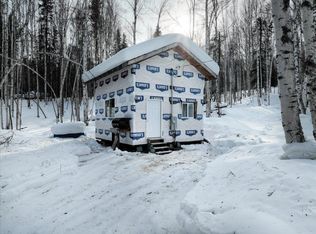 1305 Whistling Swan Dr, Fairbanks, AK 99712