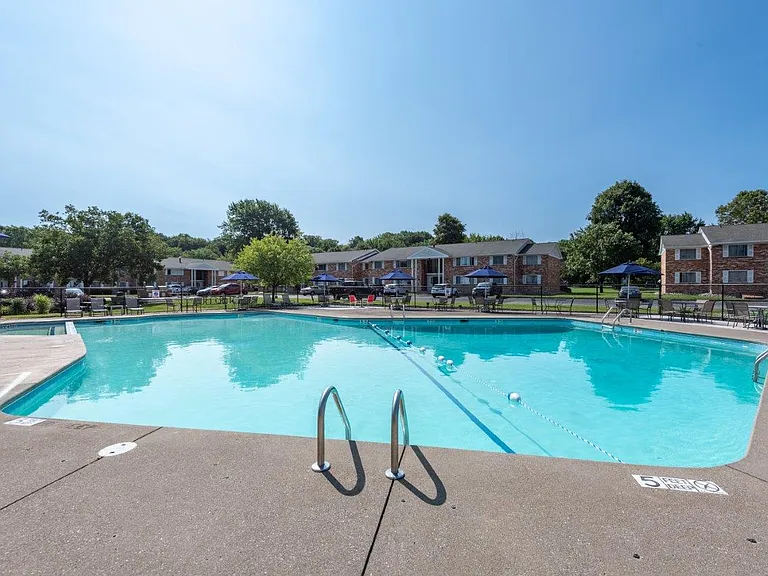 Henrietta Highlands Apartment Homes — Photo 10
