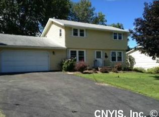 206 Limestone Ln, Syracuse, NY 13219