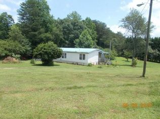 150 Bobbys Dr, Cleveland, GA 30528