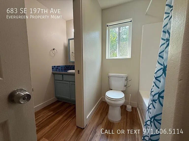 683 SE 197th Ave — Photo 28