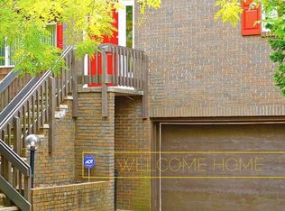 6 Astor Ct, Princeton, NJ 08540