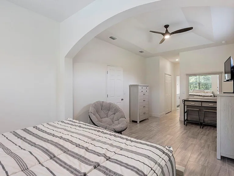 6590 Barbados Ct — Photo 10