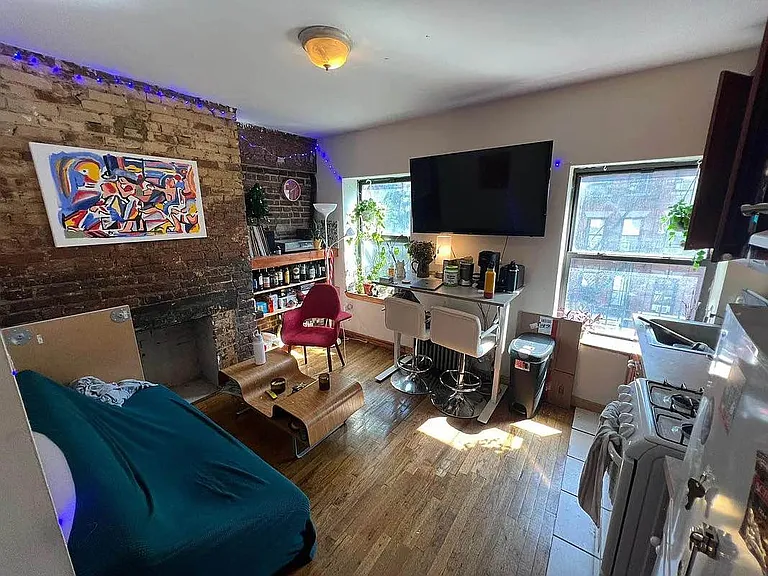 519 E 12th St #6F — Photo 3