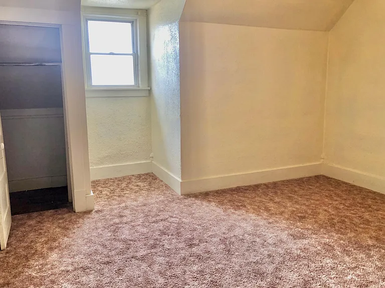 208 S Whites Ave — Photo 20
