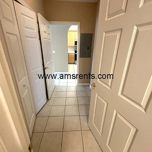 9429 Myrtle Creek Ln #402 — Photo 14