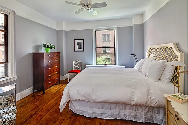 Sold by Stribling | media 4