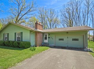 365 Bradford Dr, Canfield, OH