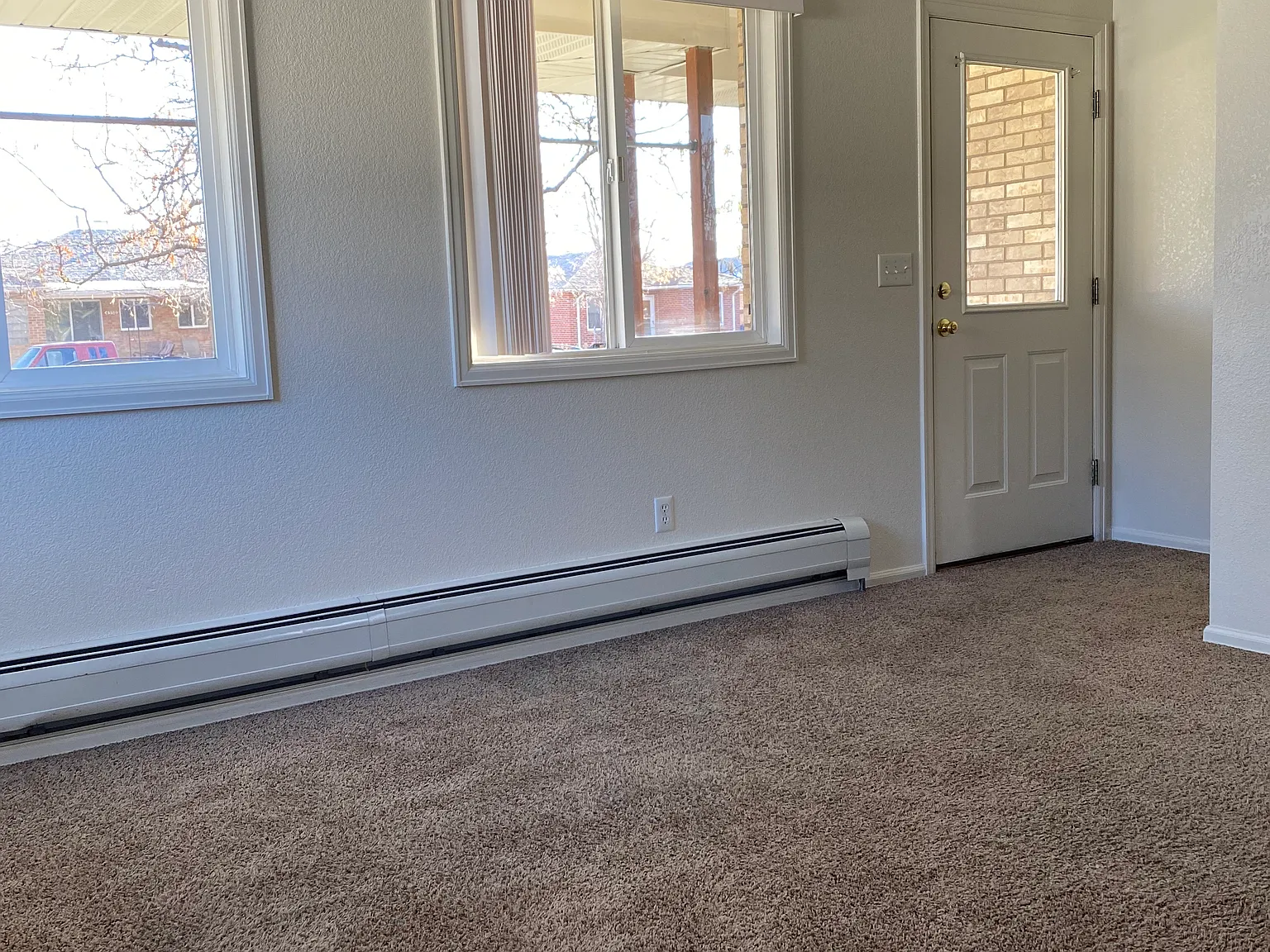 4377 S Acoma Street — Photo 4