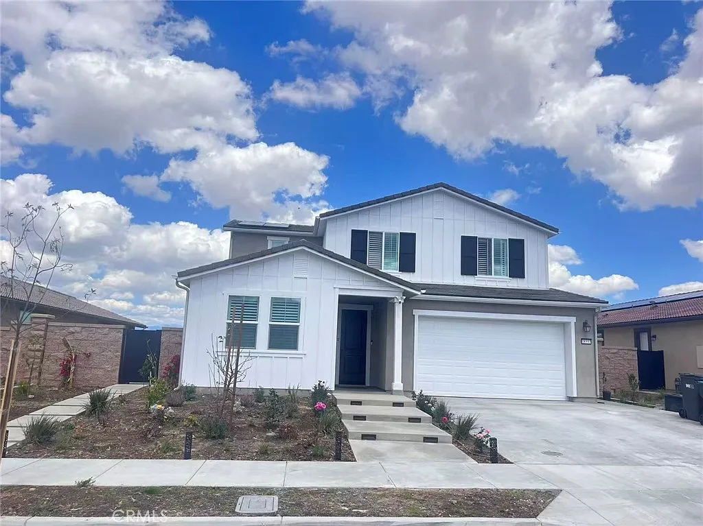 2 bed, 500 sqft, $2,380 — Photo 1