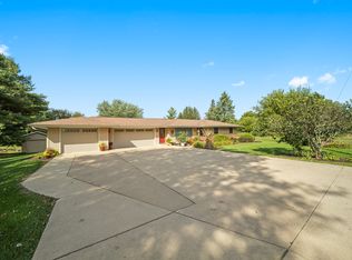 3542 Main St, Polo, IL 61064