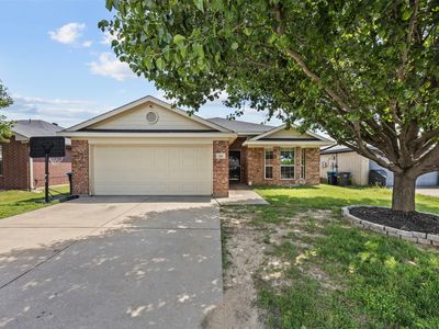704 Buffalo Springs Dr, Fort Worth, TX, 76140