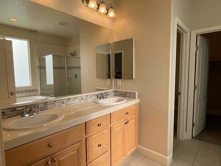 1805 Stageline Cir — Photo 25