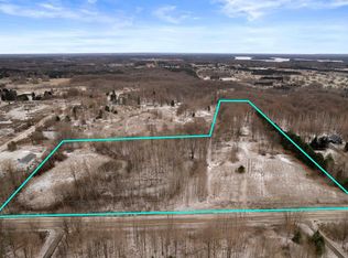 7137 Barney Rd, Traverse City, MI 49684