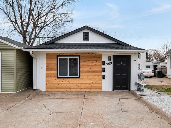 2nd image of 909 Avenue G