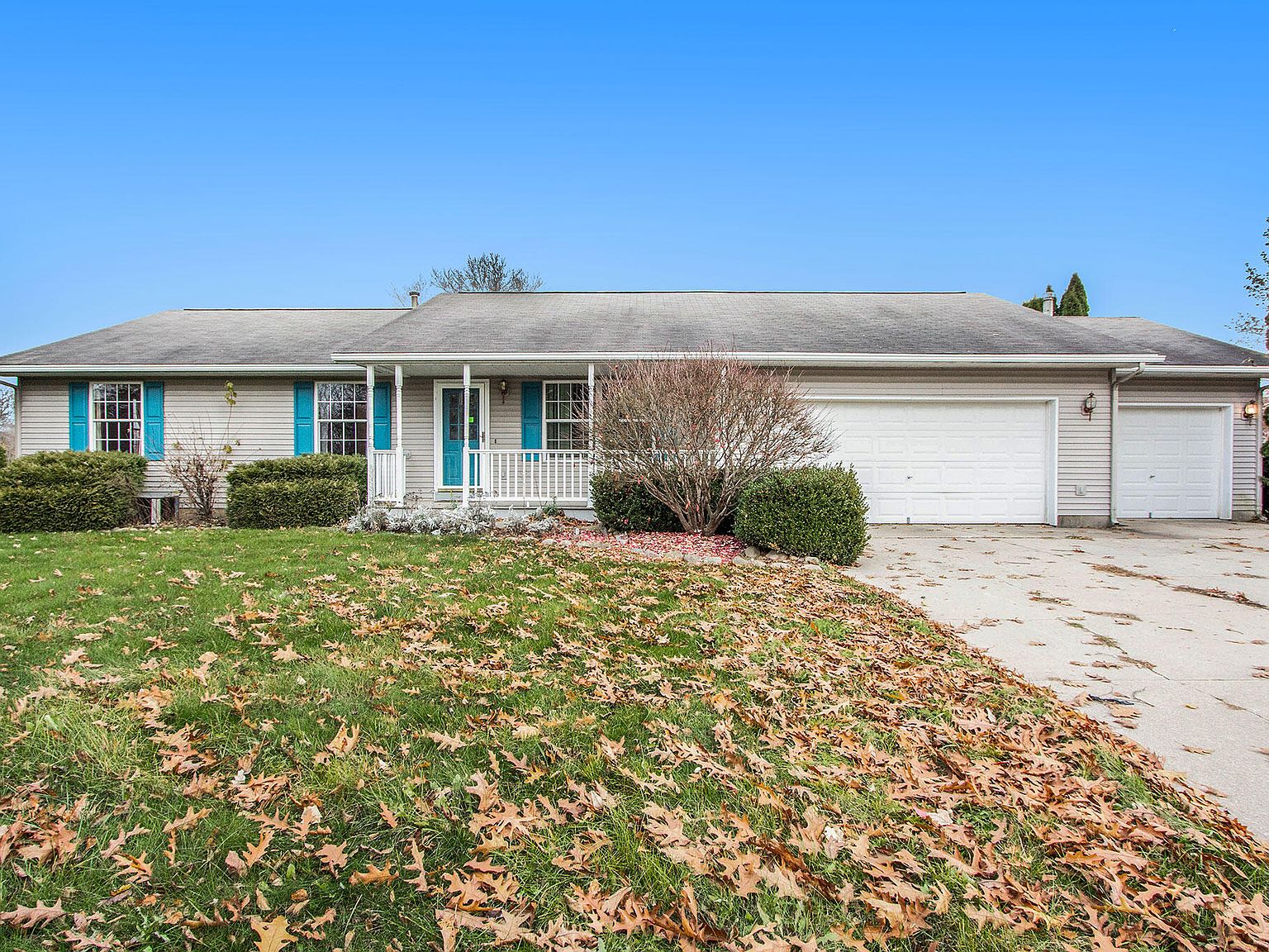 16290 Outback Dr, Cedar Springs, MI 49319 | Zillow