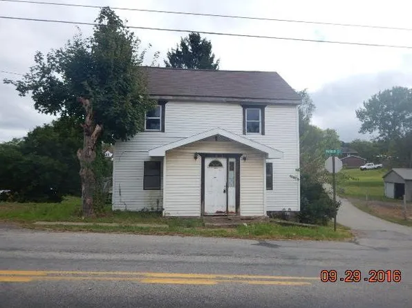 1003 Maiden St, Beallsville, PA 15313