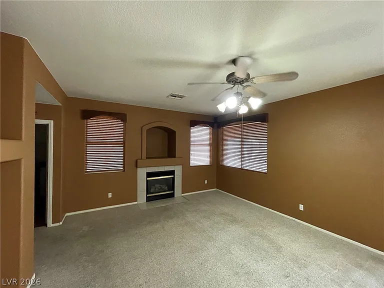105 Parker Ranch Dr — Photo 2