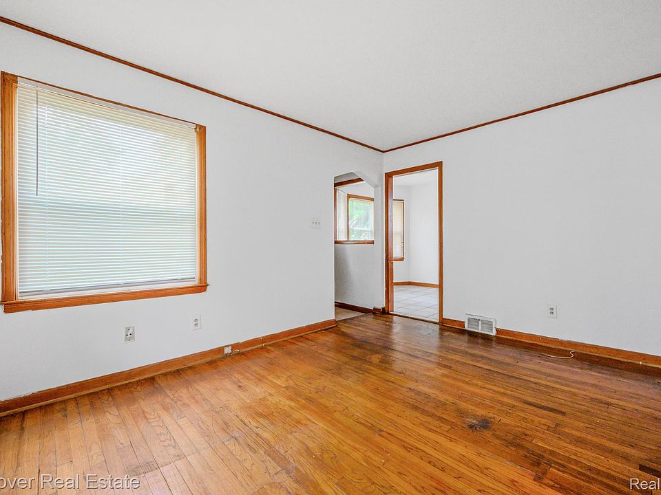 15887 Rossini Dr, photo 6