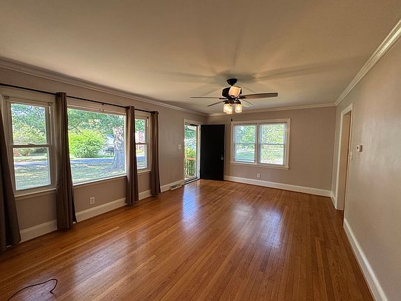 4th image of 108 Morris Ave