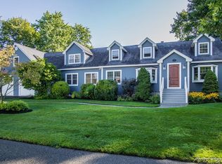 17 Highland View Ave, North Andover, MA 01845