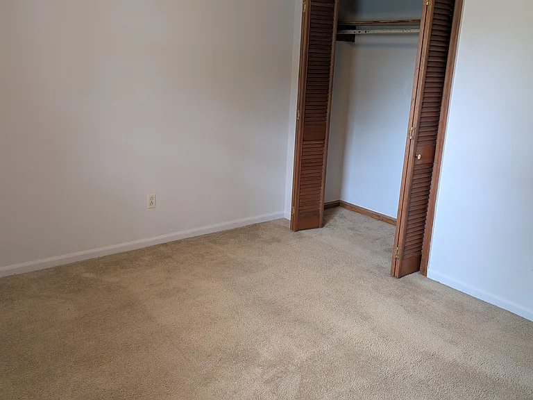 152 Hinkle St #2 — Photo 9