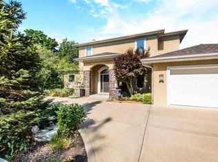 711 Highview Rd, East Peoria, IL 61611