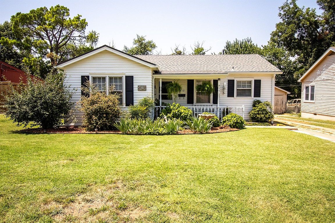 1812 S 15th St, Chickasha, OK 73018 MLS 1072582 Zillow