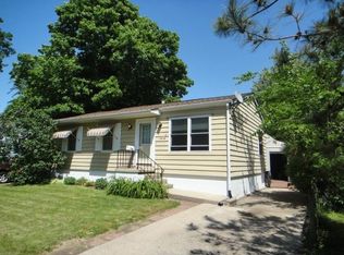 1010 Hudson Ave, Iowa City, IA 52246