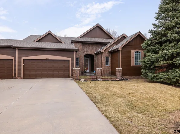 18010 Dewey Cir, Elkhorn, NE 68022