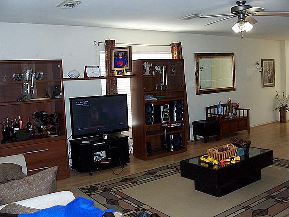 5th image of 6407 Linden Knoll Ln