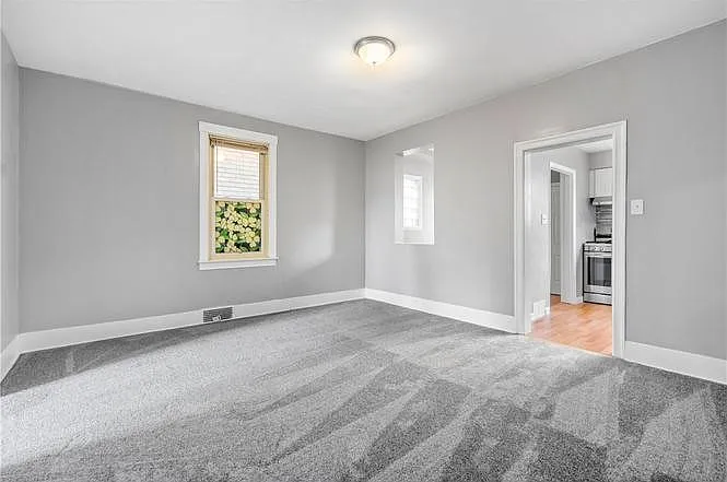 814 Woodward Ave — Photo 4