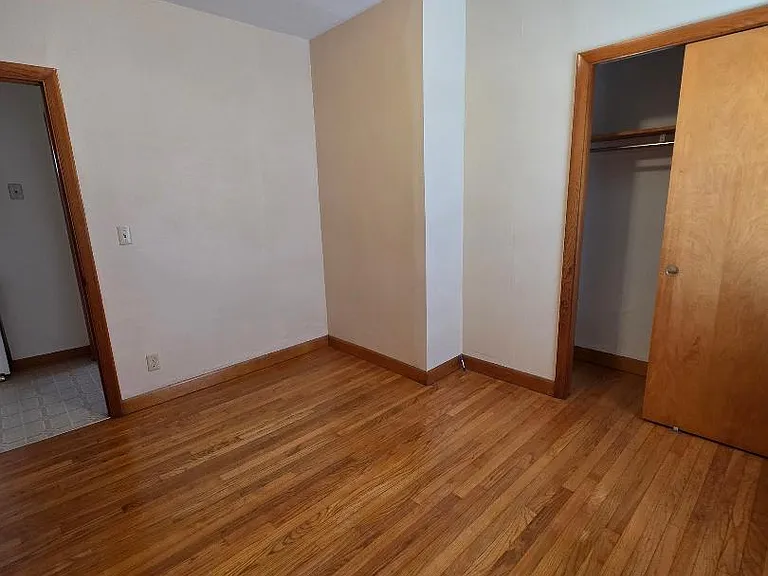 551 Anthony St #1-2 — Photo 18