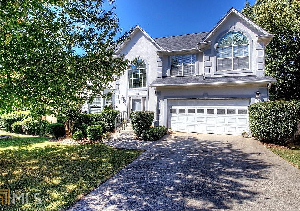 1st image of 225 Saddle Bridge Dr