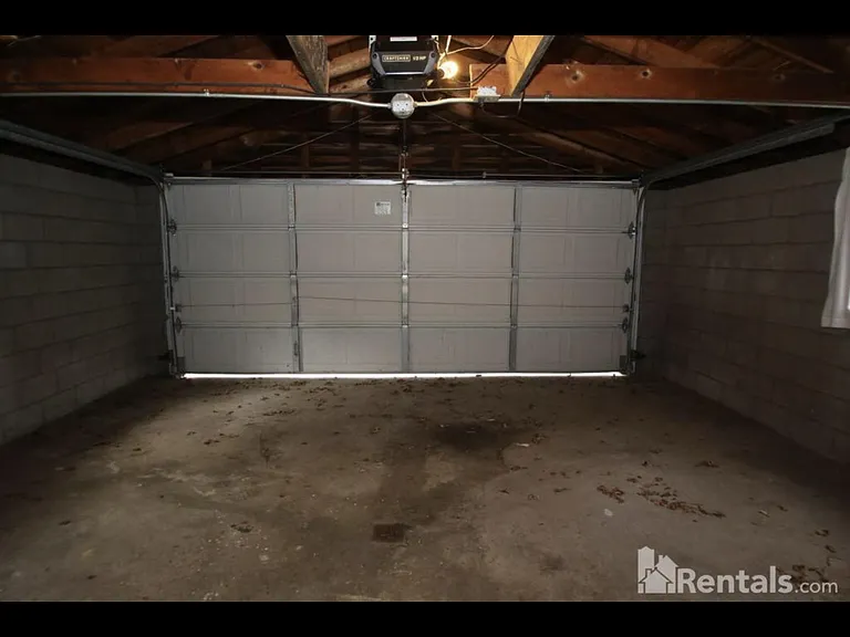 1504 Bluegrass Ave — Photo 7