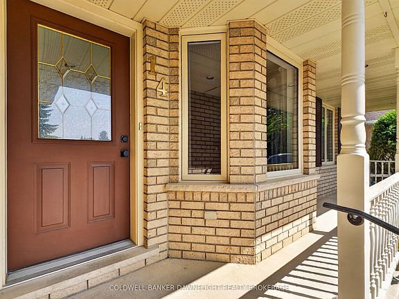 3rd image of 14 Gregus Ct