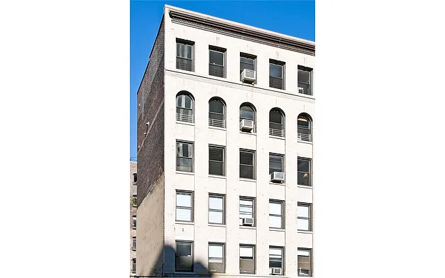 Sold by Douglas Elliman | media 13